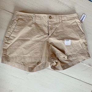 BRAND NEW khaki shorts